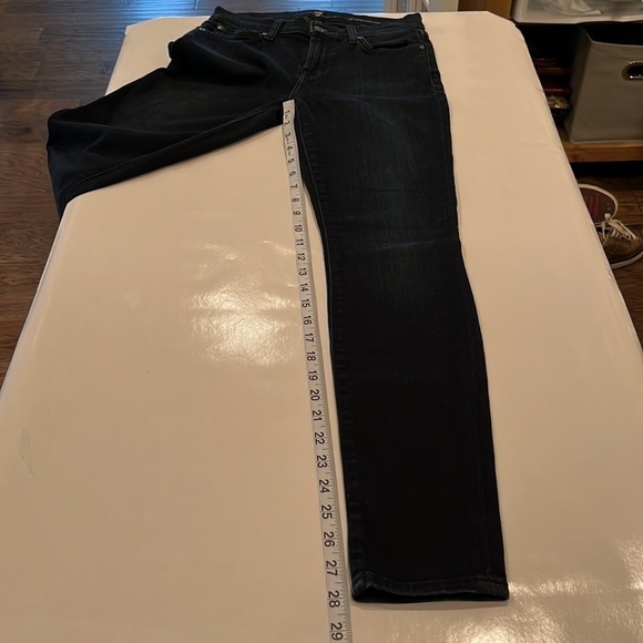 7 For All Mankind Gwenevere Mid Rise Size 25 - Picture 7 of 16